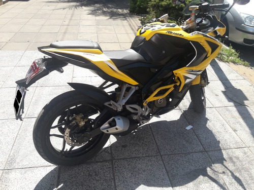 Bajaj Rouser Rs 200-2018 14000 Km Imp Est $410000 T/auto Mot