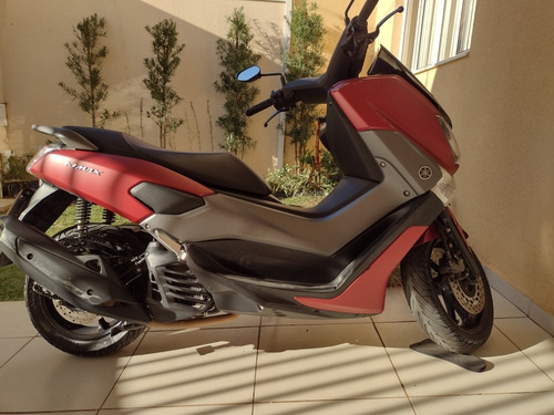 Imagem 1 de 8 de Yamaha Nmax