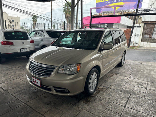 Chrysler Town & Country 5p Limited V6/3.6 Aut