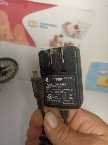 Cargador Original Kyocera (v8) Negro (Usado)