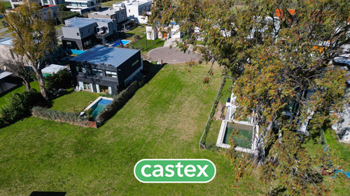 Terreno En Venta En Lagonn Pilar
