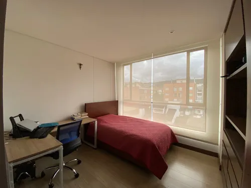 Moderno Apartamento En Cedritos Luz Natural, Ubicación Privilegiada Y Tranquilidad Total
