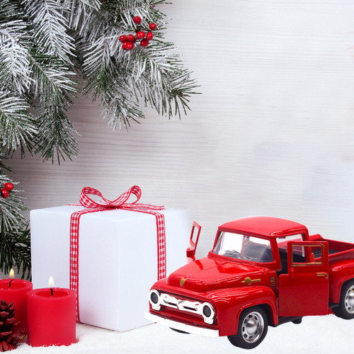 Camioneta Roja Modelo 1:32 Navidad