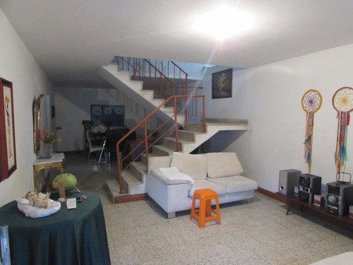 Casa En Venta En Cúcuta. Cod V16110