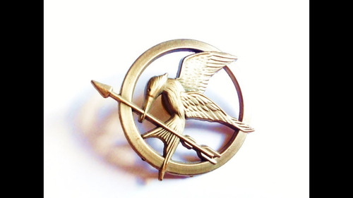 Hunger Games Sinsajo Pin Broche Luce Como Plata Prendedor   