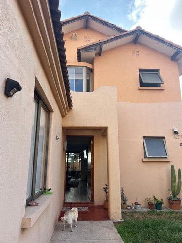 Se Vende Estupenda Casa Esquina Sector San Joaquin