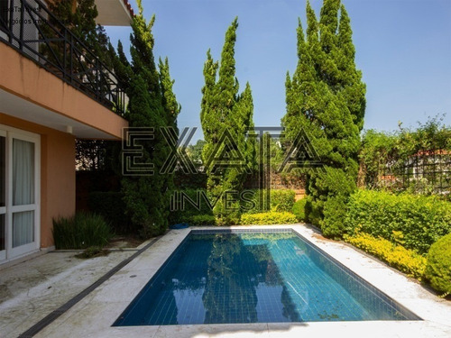 Imagem 2 de 28 de Casa De Alto Padrão Em Rua Calma E Arborizada, Localizada Próxima A Alguns Melhores Colégios Da Cidade, Do Shopping Cidade Jardim E Do Completo Comércio Da Vila Progredior, Fácil A - Ca00651 - 693939
