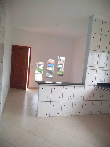 Imagem 11 de 14 de 956 Casa 2 Quartos, 1 Suíte, Sala, 2 Banheiros, 2 Vagas