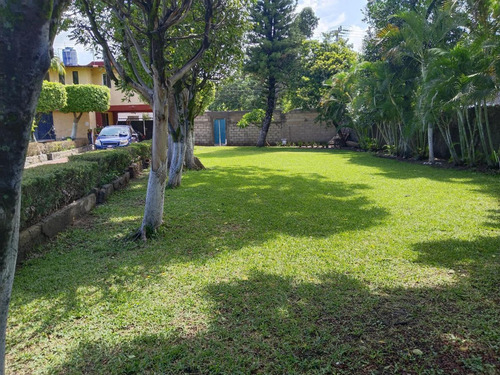 Casa De Fin De Semana O Para Inversión Con Alberca En Un Nivel!