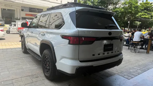 Toyota Sequoia 3.5 V6 Trd Pro