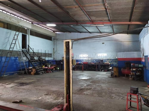 Imagen 12 de 13 de Leida Falcon Rentahouise Vende Galpon En La Av Bolivar Sur De Valencia 22-13435lf