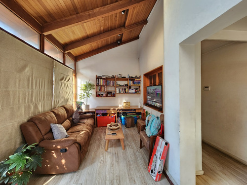 Plaza Ñuñoa | 4d | 3b | 3 Est | 435m2 Terr. | Bajo Tasación