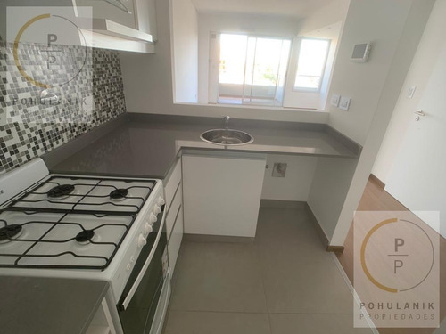 Imagen 11 de 30 de Retasado. Departamento A Estrenar 2 Amb Con Balcón Al Frente En Coghlan. Amenities
