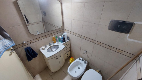 Venta De Departamento Apto Crédito 2 Ambientes Con Balcon
