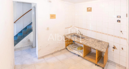 Imagen 9 de 17 de Venta Dúplex De 3 Ambientes Al Frente Morón Sur.