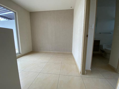 ¡haz Realidad Tus Sueños En Tecámac, Casa En Venta En Paseos Del Bosque 2! Acceso Controlado Y Diversión Garantizada Con Canchas Y Alberca, Rutas Cercanas A Cdmx Y Aifa