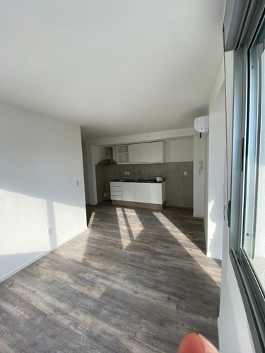 Imagen 4 de 11 de Alquile Estrenando!! 1 Dorm. Terraza Centro Sur. Piso 10