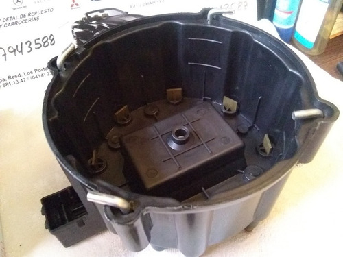 Imagen 4 de 7 de Tapa Distribuidor Chevrolet 8 Cilindros Motor 305-350-400
