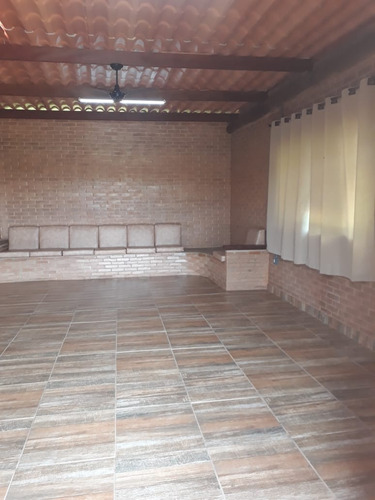 Imagem 5 de 27 de Chácara 31mil M2, Rica Em Água Com Tanques Com Peixes, Casa Sede, Área Gourmet Com Churrasqueira E Piscina, Playground, Wifi, Ótima Localização - Ch00250 - 70806333