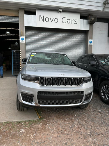 Jeep Grand Cherokee 3.6 Limited 286hp Techo + Llantas 18