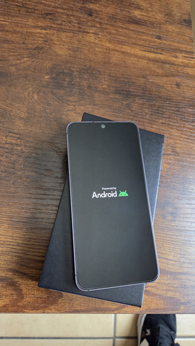 Samsung Galaxy S24 Exynos 256gb Negro Onyx (Usado)