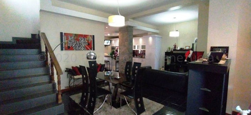 Casa En Las Acacias #21-9766