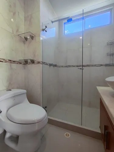 Apartamento En Arriendo En Cristales De La Floresta. Cod A15835