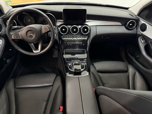 Mercedes-Benz Classe C 2.0 Avantgarde Turbo 4p