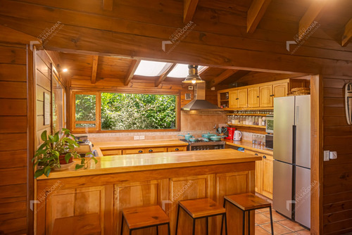 Casa En Venta En Barrio Alihuen Bajo, San Martín De Los Andes, Neuquén, Patagonia Argentina