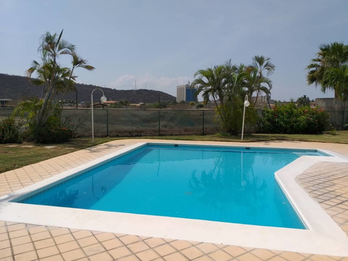 Imagen 7 de 13 de Alquiler Casa En Las Villas Lechería (solo Clientes)