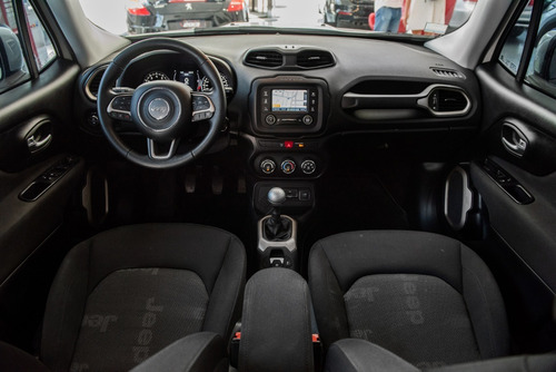 Jeep Renegade Sport 1.8 Manual - Car Cash