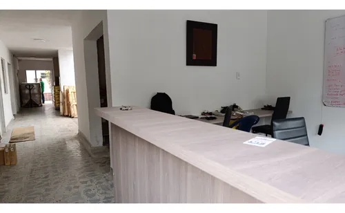 Vendo Casa En Laureles, San Joaquín