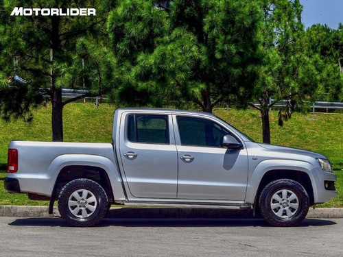 Imagen 6 de 25 de Volkswagen Amarok Trendline 2.0 Tsi 4x2 | Permuta / Financia