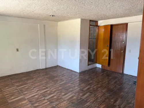 Casa En Venta En Carlos Hank González, Toluca, Estado De México