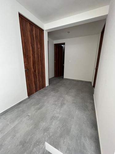 En Venta | Espectacular Casa En Privada Con Casa Club, Nuevo Refugio, Querétaro