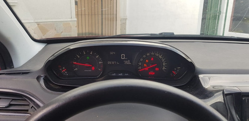 Oportunidad Oferta Peugeot 208 Chocado Ideal Para Reparar