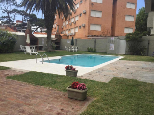 Imagen 4 de 14 de Dueña Alquila Apto Pb, C/piscina, Wifi, 2 C/playa. Impecable