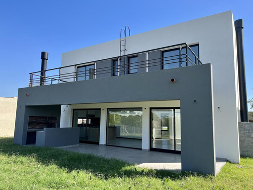 Venta, Casa, El Canton, Barrio Golf, Lote Al 100, 5 Ambientes