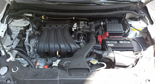 Imagen 15 de 15 de Nissan Tiida 2015 1.8 Advance 4p At