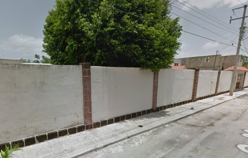 Se Vende Casa En Recuperacion Bancaria En San Pedro Cholul, Merida, Yucatan ! Solo Contado.