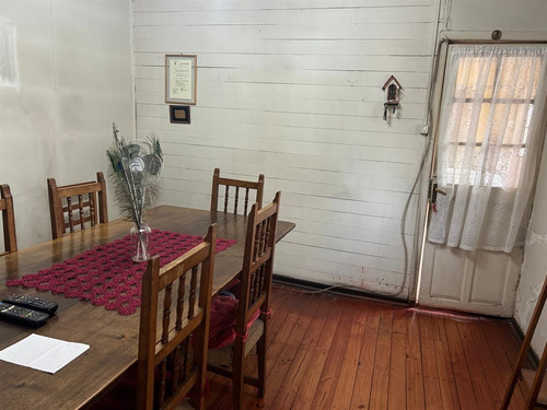 Casa En Venta De 4 Dorm. En Llallay A Metros Del Centro Civi