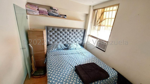 Imagen 8 de 13 de Mls #22-24258 Se Vende Lindo Apto En Santa Mónica Fibr 0414 3111247
