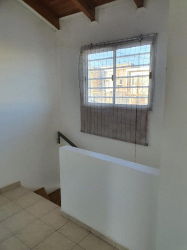 Imagen 22 de 29 de Vendo Casa 3 Dormi C/ Quincho - Santa Genoveva - Neuquen