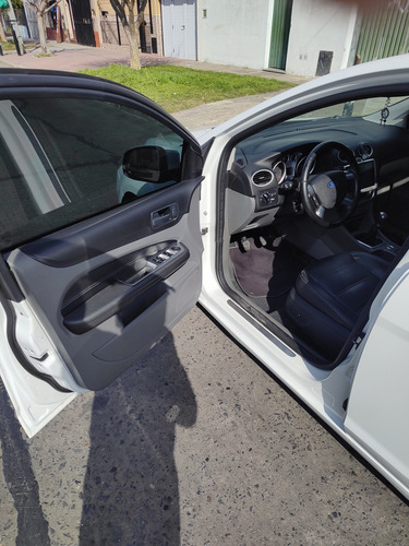 Ford Focus 2 1.8 Tdci Ghia Mt