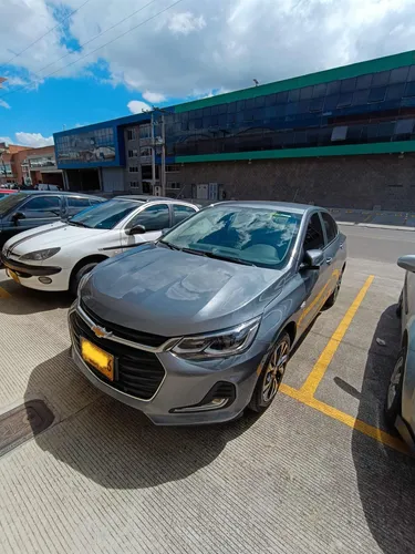 Chevrolet Onix 1.0T Premier Sedan At