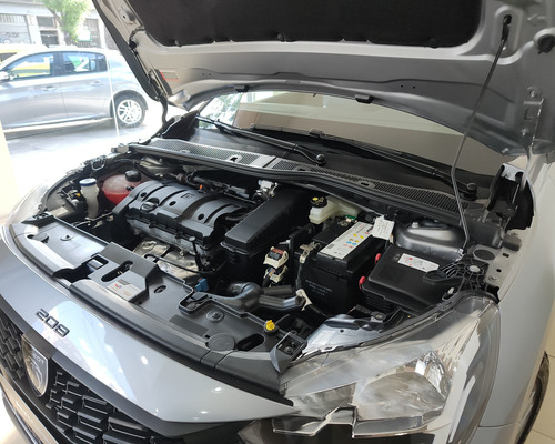 Peugeot 208 1.6 Allure At