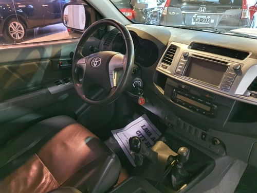 Toyota Hilux 3.0 Cd Srv Cuero I 171cv 4x4 2012