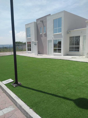 Casa De 2 Plantas Ideal Para Crédito Infonavit