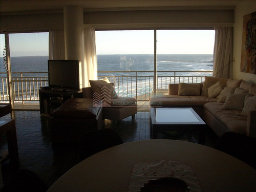 Apartamento En Brava, 2 Dormitorios *- Ref: 1575