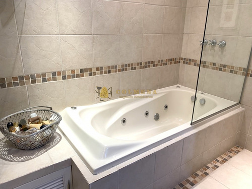 Excelente Residencia De 5 Dormitorios-ref:4553